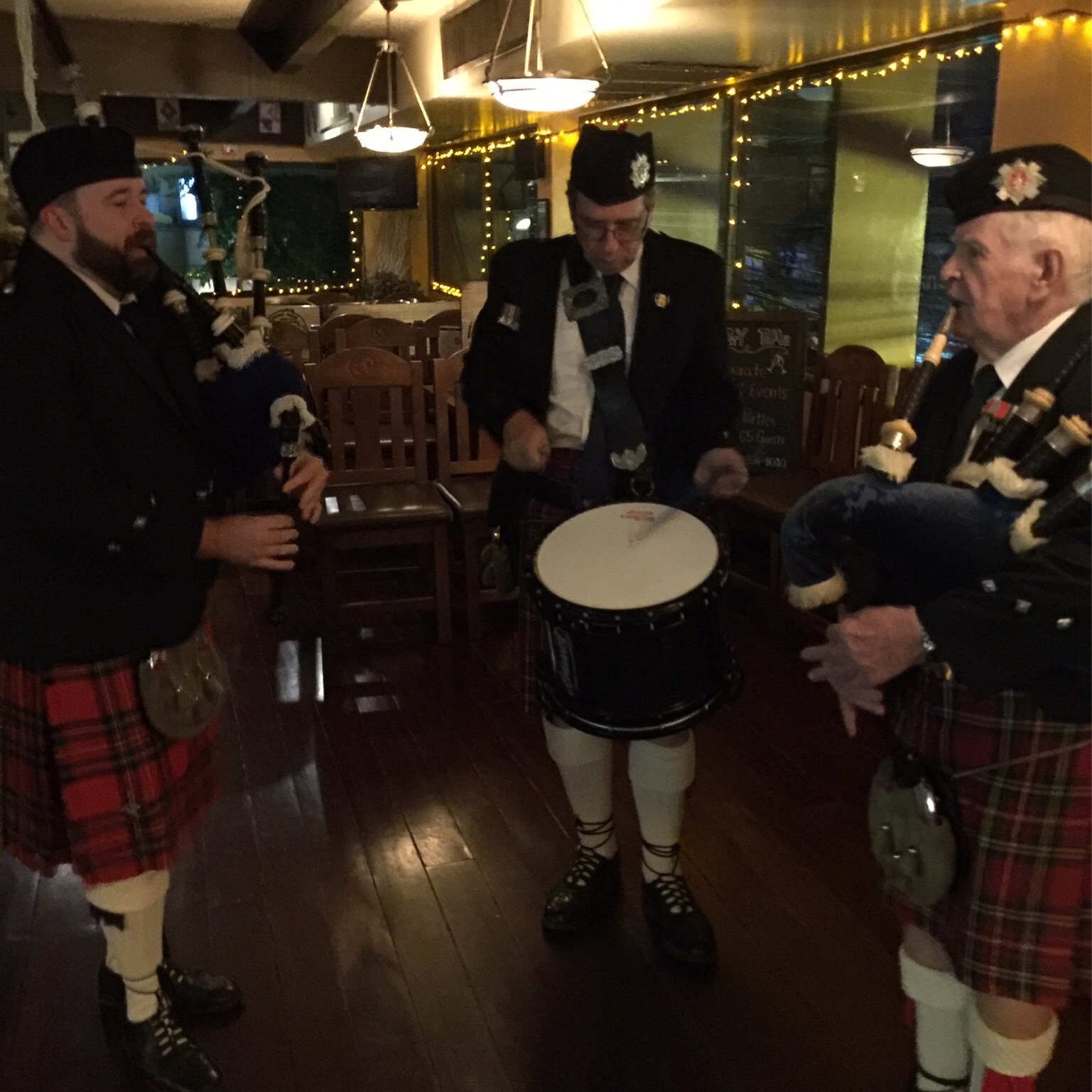 Pipe Band plays for the Siam Whisky Club